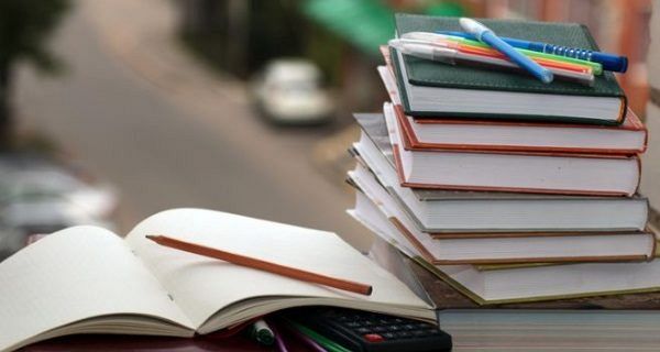 Fornitura gratuita o semigratuita dei libri di testo nella scuola secondaria di 1° e 2° grado di Trasacco|