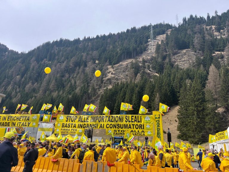 Dall'Abruzzo al Brennero: 10.000 agricoltori e tantissimi giovani per smascherare i prodotti “sleali”