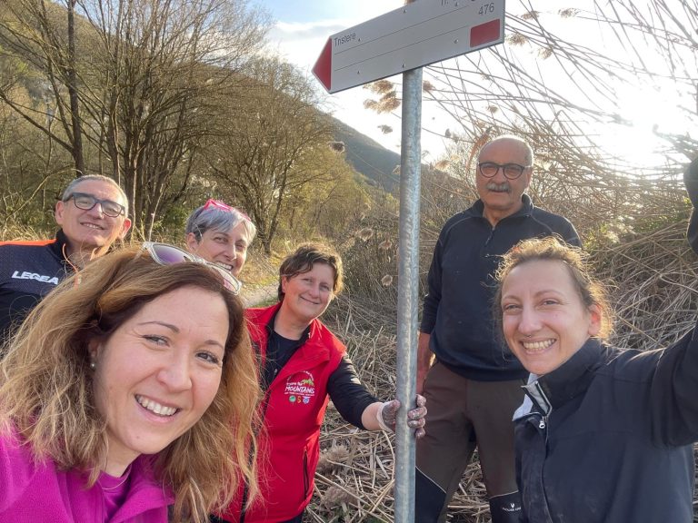 Il CAI Vallelonga Coppo dell'Orso provvede alla manutenzione del sentiero nel comune di Ortucchio||