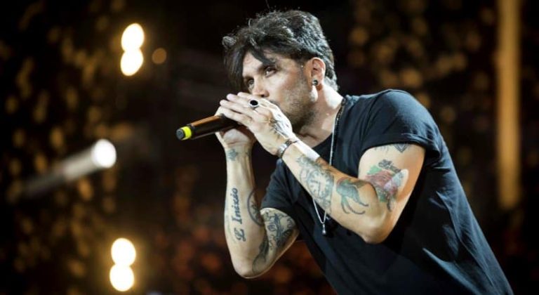 Fabrizio Moro prosegue il tour estivo: il 12 agosto sarà a Tagliacozzo|