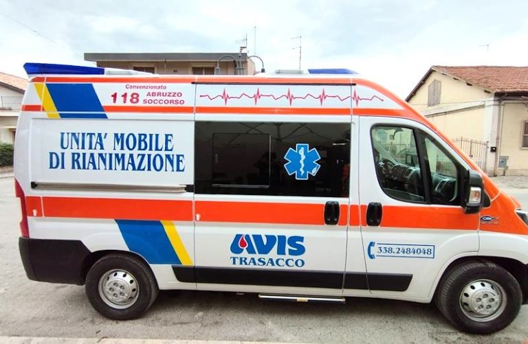 Nuova autoambulanza per l'Avis di Trasacco: "Crediamo in quello che facciamo e continueremo finché sarà possibile"