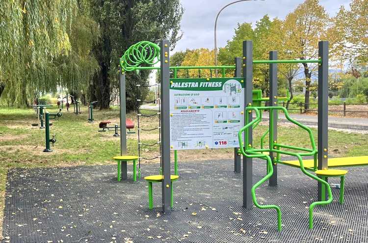 Area fitness in un'area verde molto suggestiva di Ortucchio