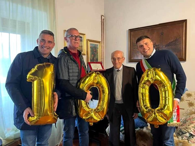 Buon compleanno ad Armedo Salvi di Trasacco che compie 100 anni