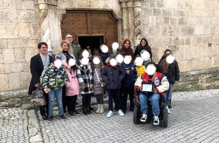 Premiati alla presenza di Mattarella gli alunni di Trasacco che rinunciarono alla gita per non lasciare solo il compagno disabile