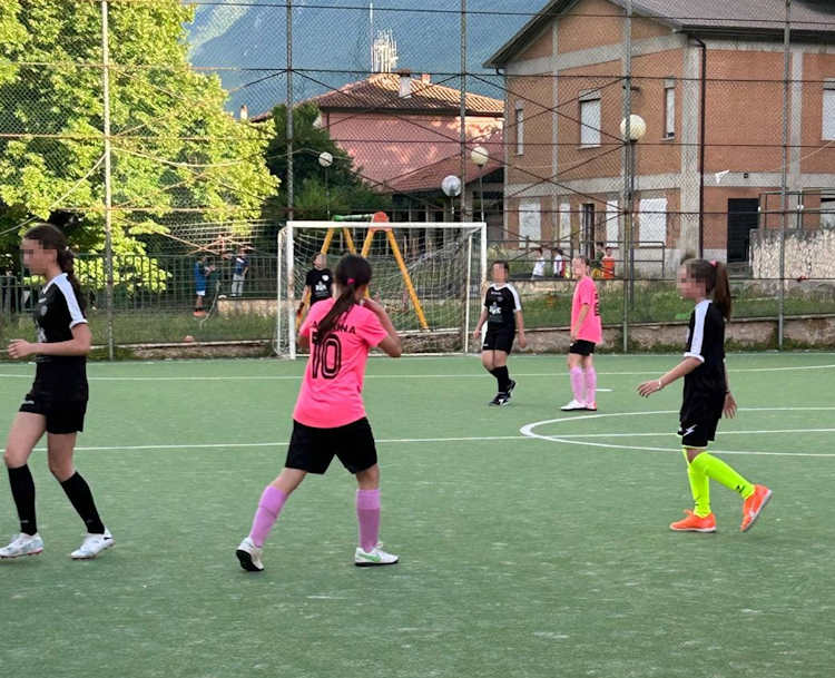 Due giovani calciatrici della squadra di San Vincenzo Valle Roveto convocate per uno stage col Pescara Calcio femminile