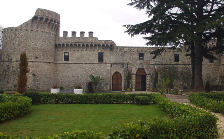 Castello Avezzano