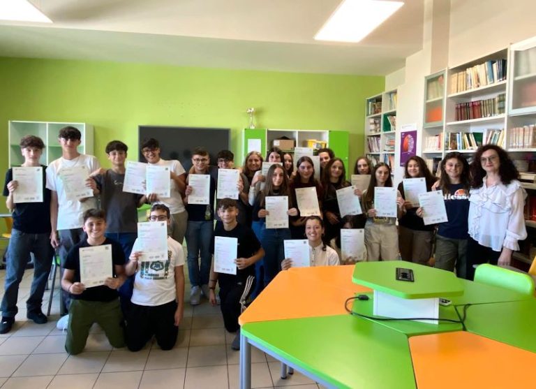 Consegnate le certificazioni internazionali Cambridge agli alunni della scuola media Vivenza di Avezzano