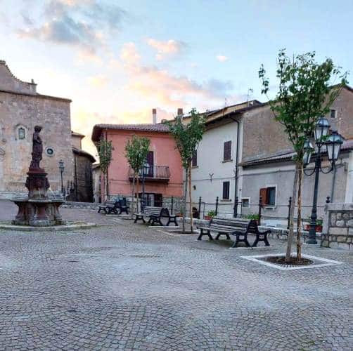 Piantumati quattro ciliegi giapponesi nella piazza di Ortona dei Marsi