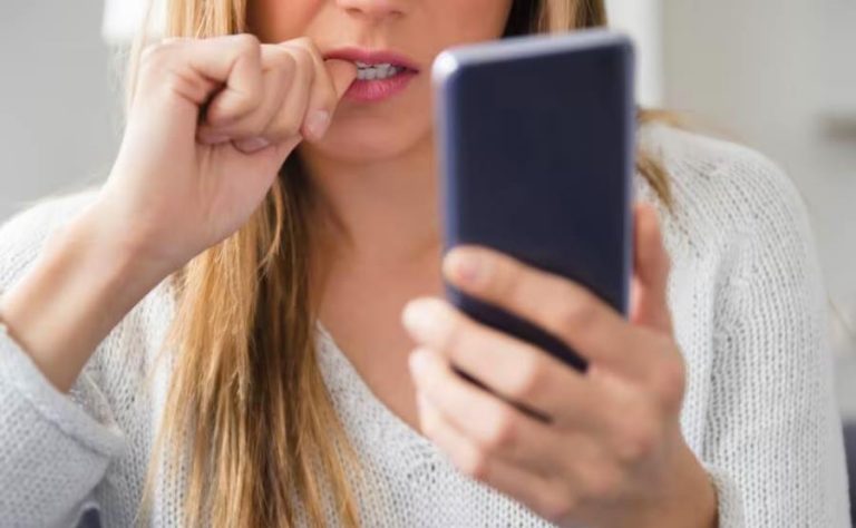 Falsi sms su rimborsi dell'Agenzia delle Entrate: "Fate attenzione