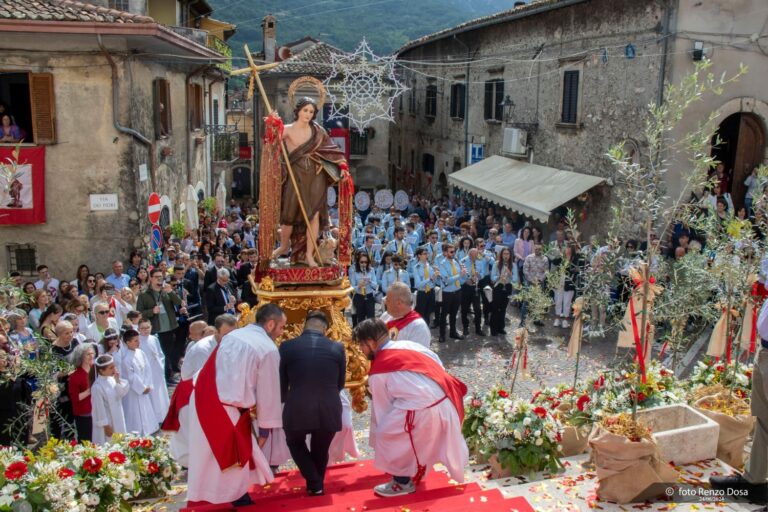 Festa di San Giovanni Battista a Civitella Roveto, i ringraziamenti degli amministratori: "Per l'impegno, la dedizione, l'entusiasmo"