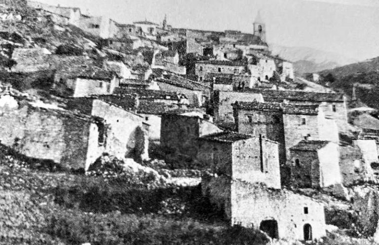 Conferimento della cittadinanza onoraria alla memoria di don Raffaele Starace che risollevò Gioia dei Marsi dopo il terremoto del 1915