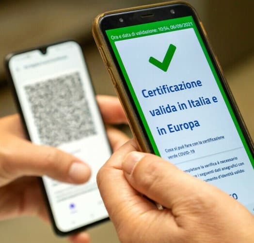 Da domani obbligo di Super Green Pass nei luoghi di lavoro per gli over 50