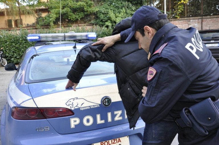 polizia arresto