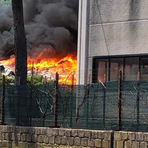 Incendio impianto rifiuti Gea: in attesa degli esami Arta e domani sospese le attività didattiche