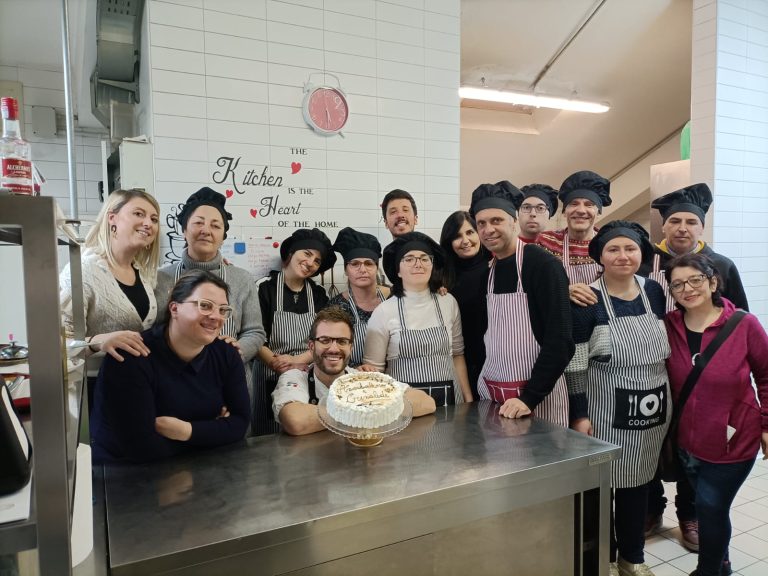 Laboratorio di pasticceria "Io e... la pentola magica": quando la dolcezza si fa anche speciale||||||