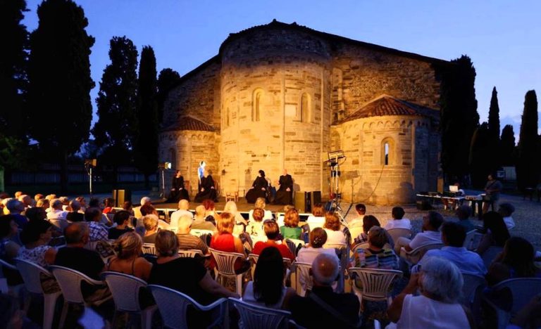 Grande successo per "Fontamara" del Teatro Stabile d'Abruzzo-Teatro Lanciavicchio nel Desidera Teatro Festival di Bergamo|||||