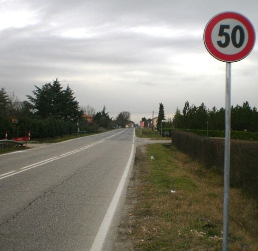 Istituito limite di velocità di 50 km/h sulle strade SP 24 di Alba Fucens