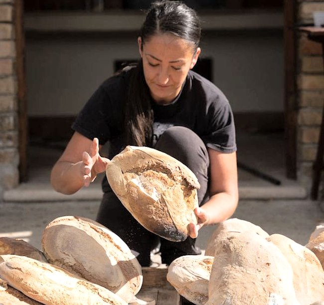 Lucia Tellone ospite di "Uno mattina in Famiglia" su Rai 1 per raccontare la storia del Forno di Villa San Sebastiano