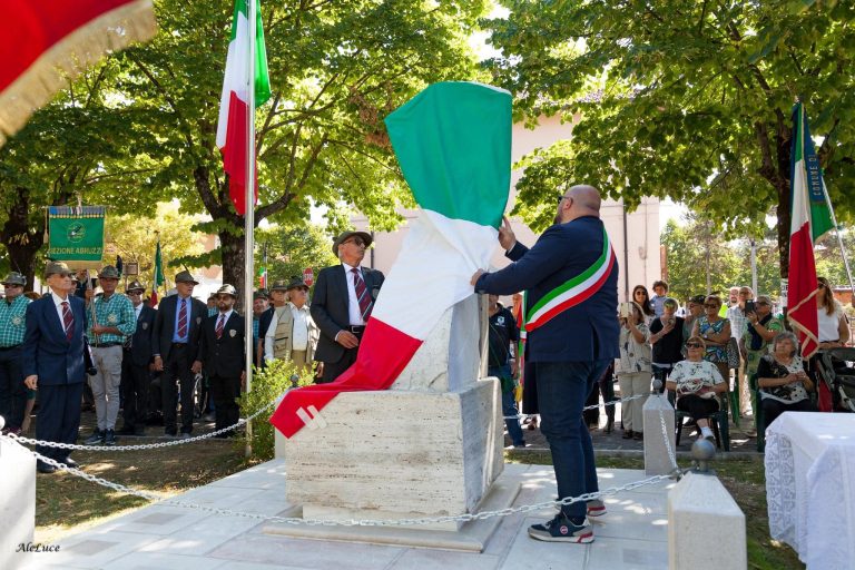 Inaugurato a Magliano de' Marsi il monumento dedicato agli Alpini d'ogni tempo