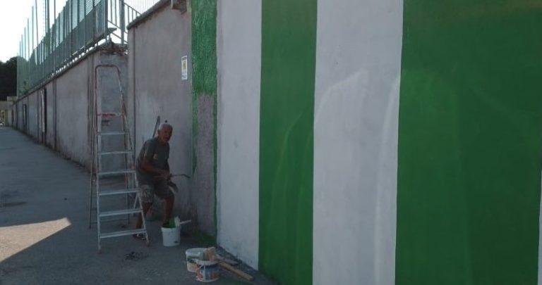 |Una Curva Nord tutta tappezzata di biancoverde