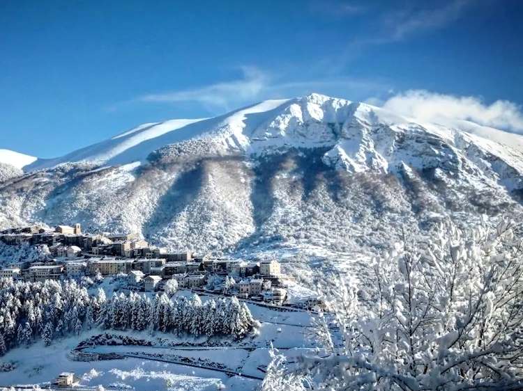 Nella giornata di domani potrebbe tornare la neve: fiocchi a quote collinari