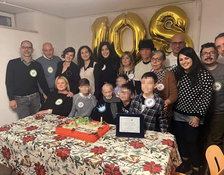 Una delle donne più longeve d'Abruzzo ha spento 108 candeline: auguri a Lucia D'Amico