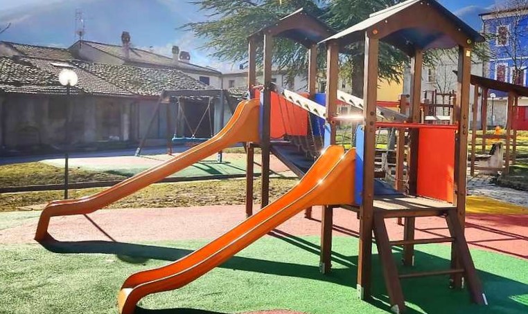 Chiuso per lavori il parco giochi comunale "Fabrizio De André" di Collelongo