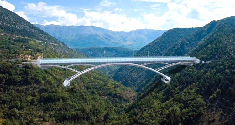 Ponte di 200 metri tra la Maiella e il Morrone