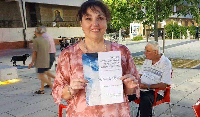 La scrittrice marsicana Manuela Rotili si è aggiudicata il premio "Favolista d'Abruzzo"||