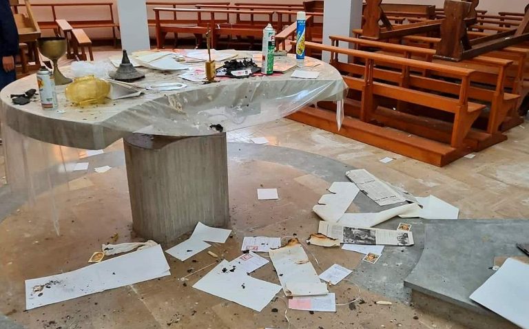 Vandalizzata e oltraggiata la chiesa di Santa Maria ad Nives di Magliano de' Marsi