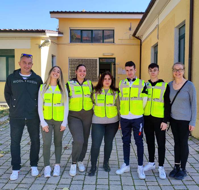 I ragazzi del Servizio Civile di Collarmele imparano a prevenire incendi e ricevono il vestiario ufficiale