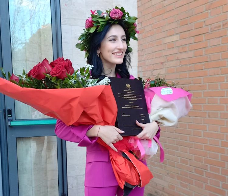 Congratulazioni a Sonia Tofani che ha conseguito la Laurea Magistrale con un brillante 110 e Lode