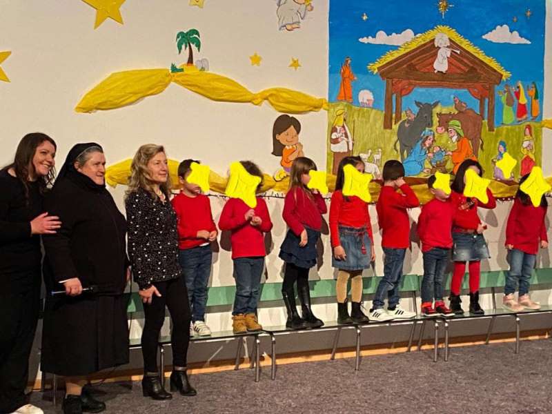 La magia del Natale nello spettacolo della Scuola Paritaria dell'Infanzia "San Gabriele" di Trasacco|||