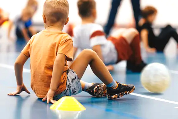 Scuole senza palestra: aperto il bando per allestire spazi non convenzionali per far svolgere attività motoria agli studenti