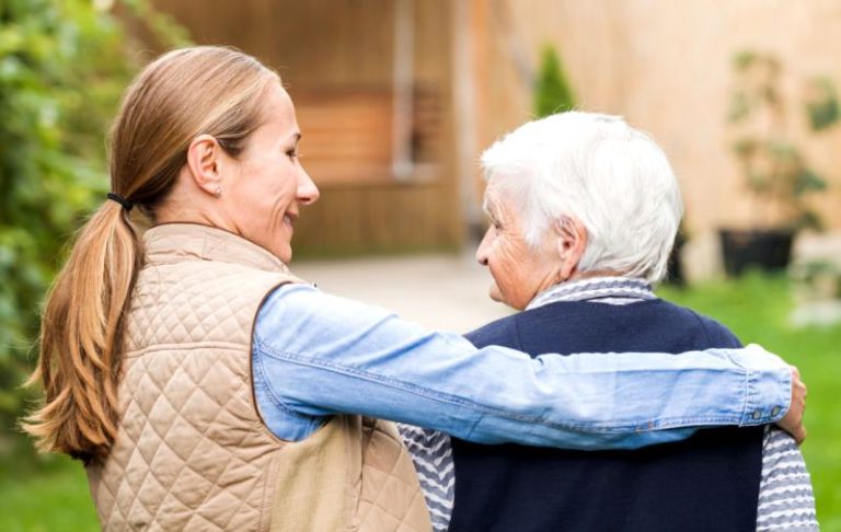 Istituito a Massa d'Albe lo sportello gratuito di aiuto "Io con te" per anziani e persone disagiate