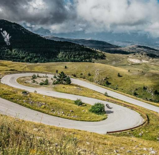 Veicoli ribaltati per forti raffiche di vento