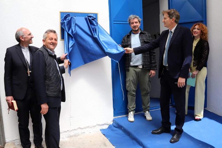 L'attore Paolo Ruffini all'inaugurazione del Teatro "Quinto Poppedio Silone" dell’istituto "Majorana" di Avezzano||||||||||