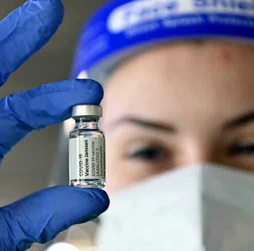 In arrivo le multe per gli over 50 che non si sono vaccinati contro il Covid