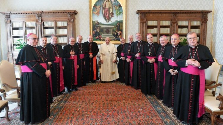 Visita "ad Limina Apostolorum": i vescovi di Abruzzo e Molise da papa Francesco|||