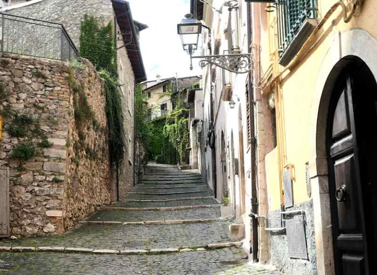 Via dei Cordoni a Tagliacozzo: perché si chiama così?||||||||