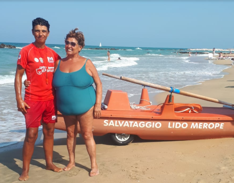 anziana salvata dagli Angeli del Mare FISA