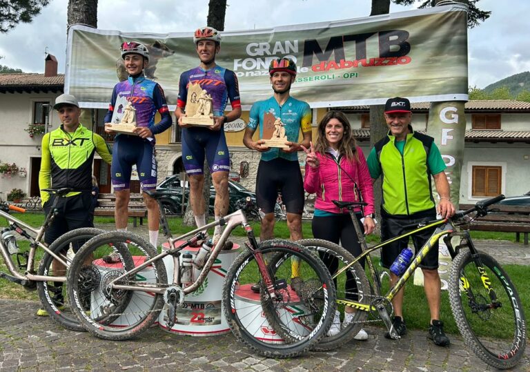 Granfondo Mtb del Parco Nazionale d'Abruzzo, arrivo Menghetti