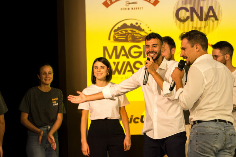 Presidente Giorgio Calisi e il team di Marsica Sharing