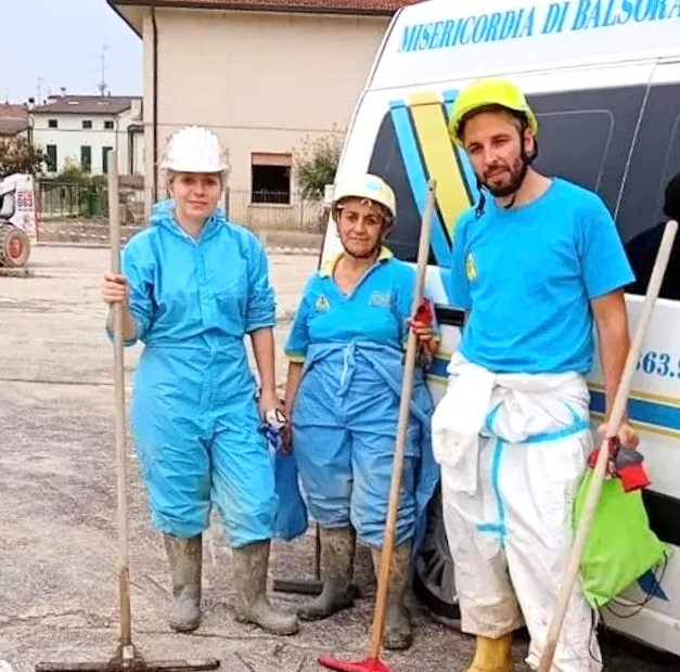 Operatori della Misericordia marsicana prestano soccorso a Faenza colpita dall'alluvione