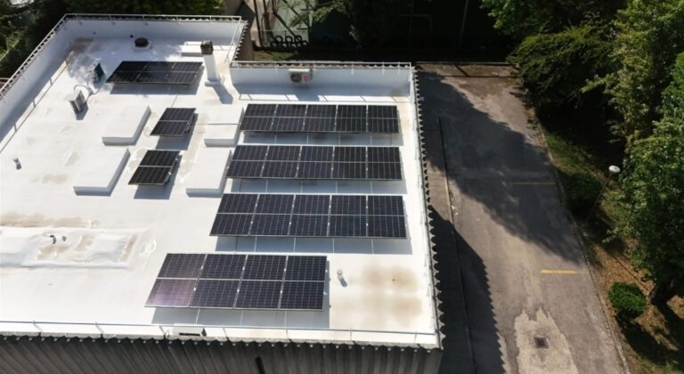 L'impianto fotovoltaico dell'ufficio postale di Civitella Roveto