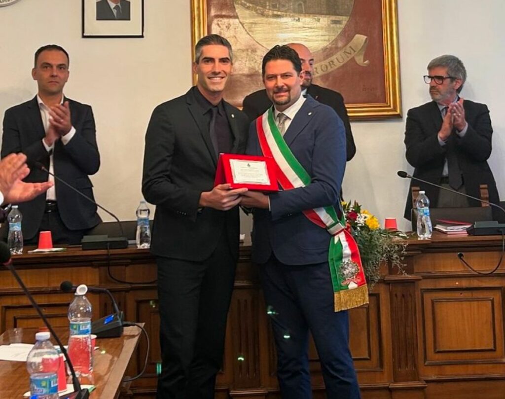 comune di Capistrello premia l’arbitro Gabriele Scatena