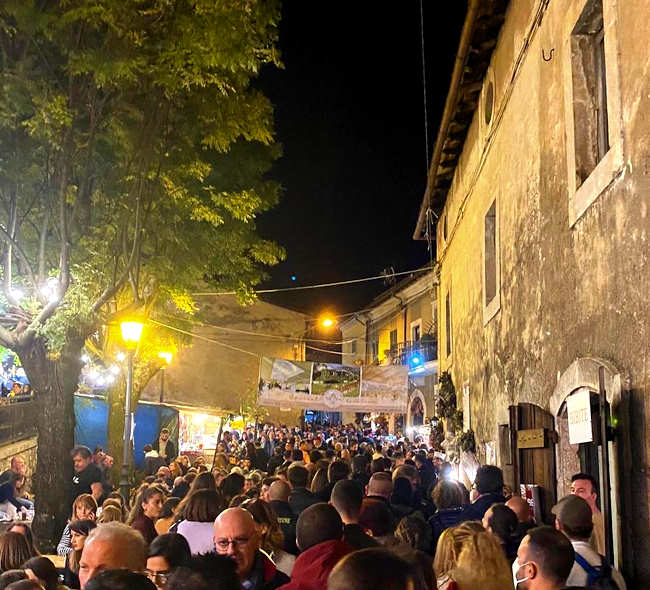 "Lungo le antiche rue": chiusura dello svincolo di Civitella Roveto, lungo la S.S. 690, nei giorni 18, 19 e 20 Ottobre