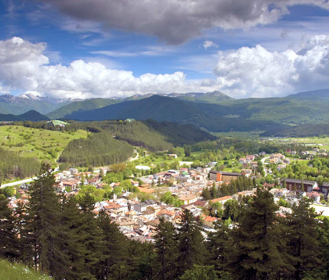 Eredità dei paesi del Parco nazionale d'Abruzzo tra sviluppo e spopolamento