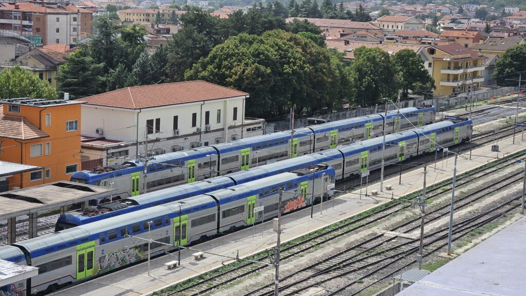 linea Avezzano roma