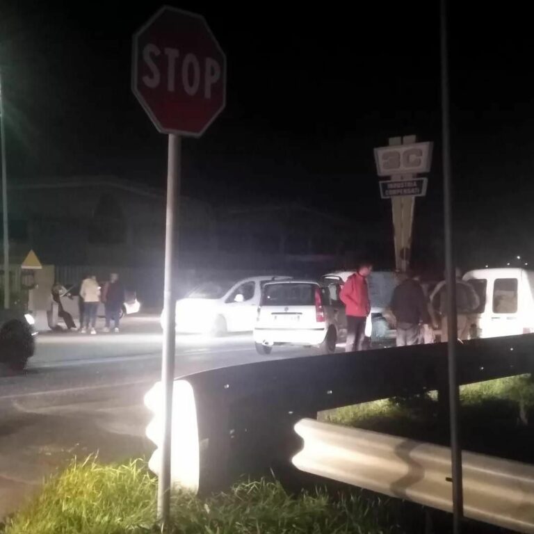 Schianto tra auto e furgone sulla Tiburtina Valeria, a Cappelle dei Marsi